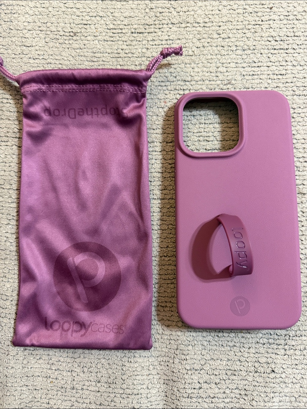 NWOT Loopy Case Mauve/Pink
